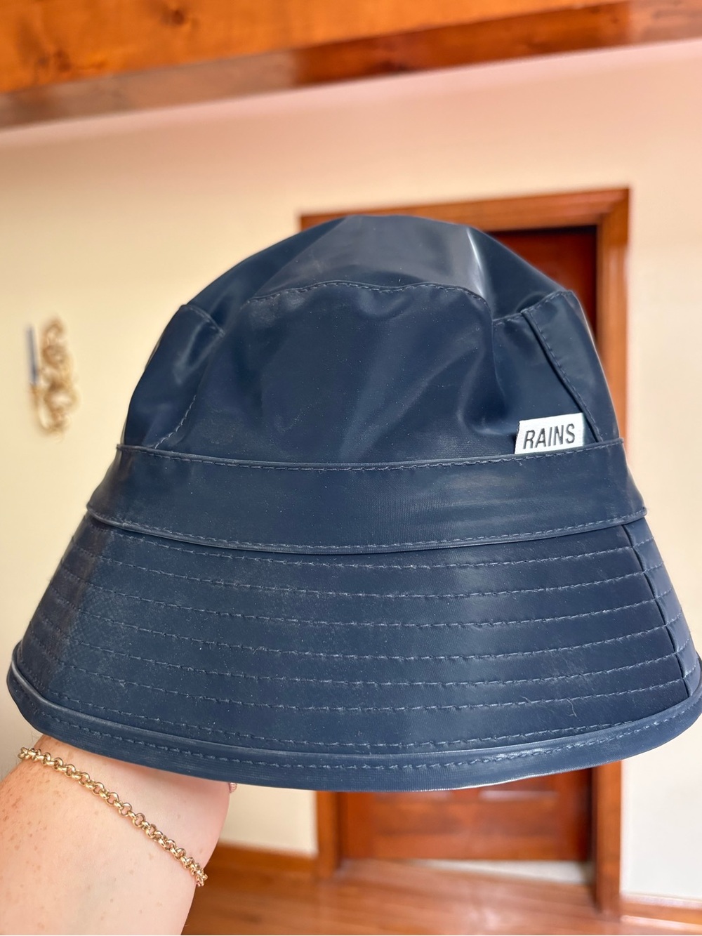 Rain bucket hat